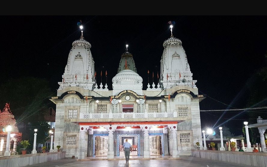 Gorakhnath Temple, Gorakhpur, Uttar Pradesh - Vushii.com